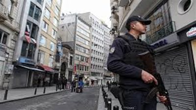 السلطات التركية تداهم المحاكم وتعتقل 189 قاضيا