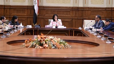 بدء اجتماع لجنة الاتصالات بحضور وزير التموين