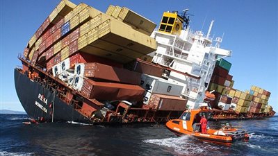 بالصور.. أفضل اللقطات للحظة ما قبل وقوع الكوارث