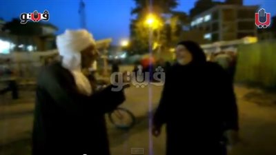 بالفيديو.. رجل لـ«زوجته»: «انت طالق لو مانتخبتيش السيسى‎»