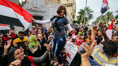 بالصور.. «الأناضول» ترصد احتفالات مؤيدي «السيسي» بالإسكندرية