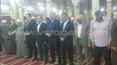 بالصور.. محافظ الفيوم يشهد الاحتفال برؤية هلال شهر رمضان