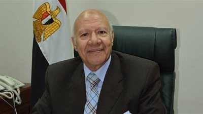 إيقاف رئيس مأمورية ضرائب عن العمل لتجسسه على السيدات بدورات المياه