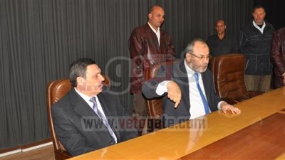 محافظ كفر الشيخ يفشل فى احتواء أزمة إضراب عمال النظافة