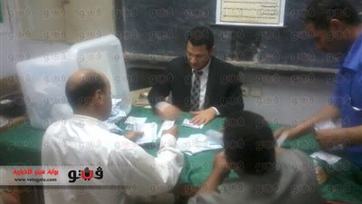 بالصور..إغلاق صناديق الاقتراع بمدرسة بحر البقر بالشرقية وبدء الفرز
