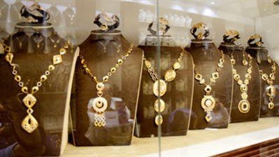 تجار الذهب يكشفون سر تذبذب أسعار المعدن الأصفر