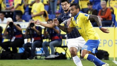 «لاس بالماس» يتعادل أمام «إسبانيول» بالشوط الأول