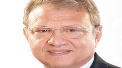 وزير الاتصالات يطالب بالانتهاء من الرخص الموحدة الجديدة