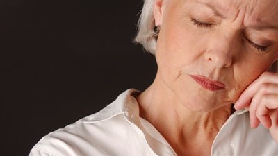 وصفة طبيعية لإنهاء اضطرابات النوم في سن اليأس