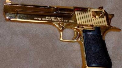 البحث عن عامل سرق سلاحاً نارياً من صديقه بالشرقية