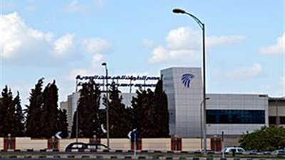 الياميش وملابس الإحرام في الأسواق الحرة بمصر للطيران خلال رمضان