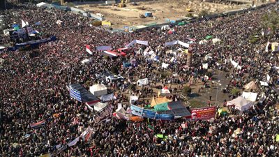 وقفة «شكر» من أقباط مصر لمسلميها بالتحرير