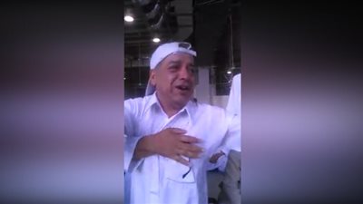 بالفيديو.. حقيقة عودة البصر لمعتمر مصري كفيف أمام الكعبة