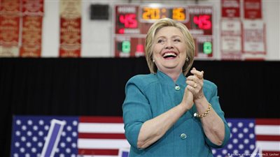 هيلاري كلينتون تفوز في الانتخابات التمهيدية ببورتوريكو