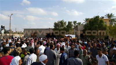 بالصور.. تشييع جثمان شهيد «زغدان» من مسقط رأسه بالإسماعيلية