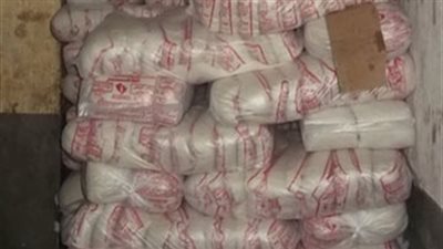 ضبط مالك مقهي بحوزته 840 كيلو جرام سكر مدعم في بولاق الدكرور