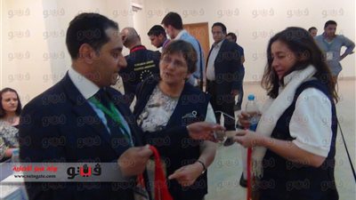 السيسي يحصد 2328 صوتا مقابل 51 لصباحي بلجنة 48 بـ