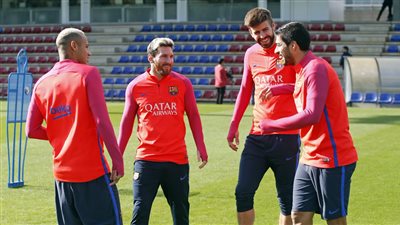 ميسي يعود لقائمة برشلونة أمام ديبورتيفو لاكرونيا