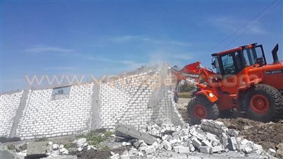 بالصور.. إزالة 6 حالات تعد على الأراضي الزراعية بكفر الشيخ