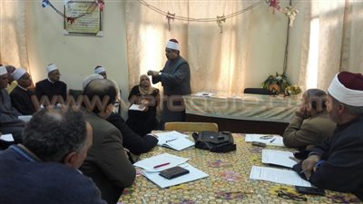 وكيل «المعاهد» يجتمع بمديري «الابتدائي» لتحسين جودة التعليم