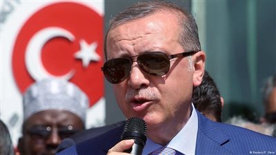 أردوغان يدعو لإجراء اختبار دم لنواب من أصل تركي في ألمانيا