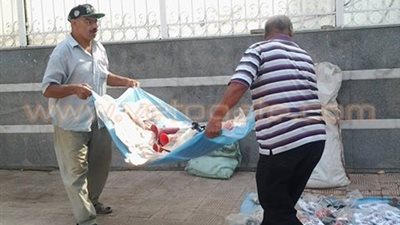 أمن الزمالك يمنع بائعي الأعلام من التواجد في محيط النادي