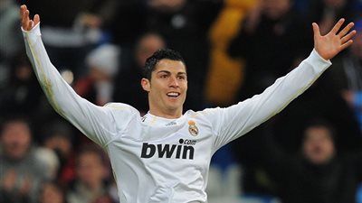 بالفيديو.. رونالدو يسجل الهدف الثاني لريـال مدريد في شباك برشلونة