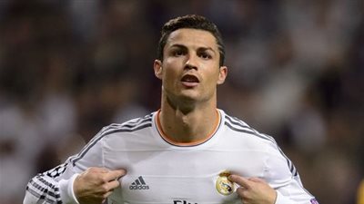 بالفيديو.. رونالدو يقتنص فوزا صعبا لريـال مدريد من أنياب برشلونة