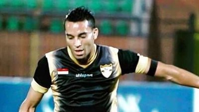 «إنبي» يحصل على توقيع علي عيد لمدة 3 مواسم