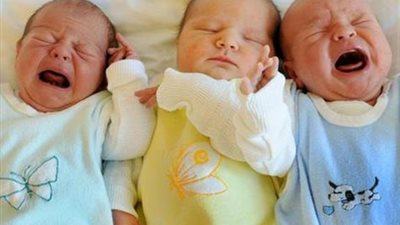 بريطانيا تسجل أكبر زيادة في عدد المواليد منذ عام 1972