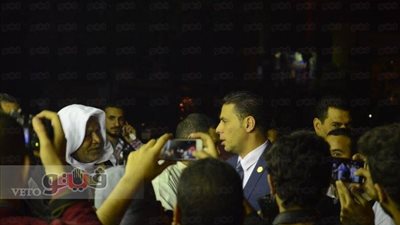 بالصور.. السيد حمدي وجدو وحساسين في عزاء والد «تريكة»