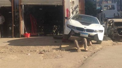 بالصور.. عربية BMW تثير سخرية مواقع التواصل الاجتماعي