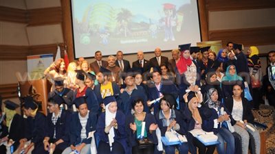 تكريم 45 طالبا بمستشفى 57357 لتفوقهم في الثانوية العامة