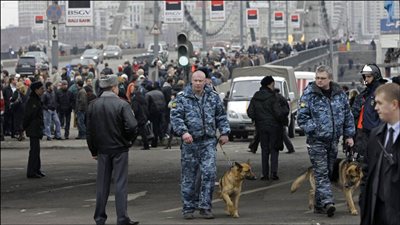 رجل روسي يفجر نفسه بقنبلة بعد مشاجرة مع زوجته