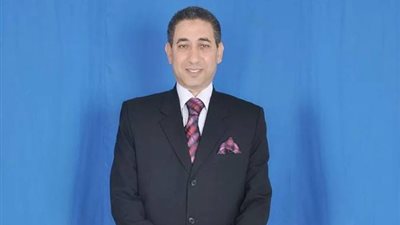 بالصور.. نائب ههيا يحصل على موافقة لتزويد مستشفى بجهاز تحميض