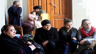 تحرك قافلة المحامين والتيار المدني لإغاثة النازحين من العريش