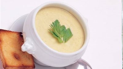 ألذ شوربة قمح مغذية من مطبخ رحاب حمودة