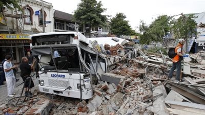 زلزال بقوة 9ر5 درجة يضرب شمال شرق الهند