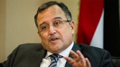 «فهمى» يأمر بتنفيذ موافقة «مرسي» على خطاب الصندوق الإنمائى