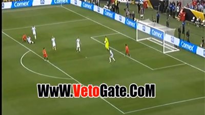 بالفيديو.. حارس الأرجنتين ينقذ مرماه من تسديدة «سانشيز»