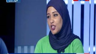 بالفيديو.. مذيع «النهار» يرقص على موسيقى فرقة «فن الإيقاع»