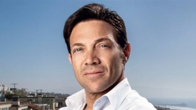 «نصب مصري» يصل إلى العالمية.. «ذئب وول ستريت» آخر الضحايا.. شركة بالقاهرة تحتال باسم «عملاق البورصة الأمريكية».. سرقة مليار ليرة من «داعش».. صعيدي يبيع سحلية لس