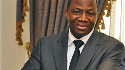 الإيكواس تحث 