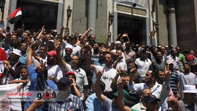 مسيرة لعناصر من الجماعة الإرهابية تنطلق من مسجد الإخاء بالسويس