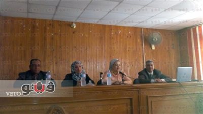 عميد «آداب بنها» تطالب طلاب الإعلام بتحري الدقة