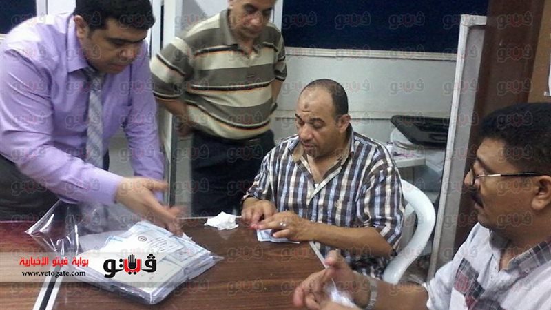 جانب من عمليات فرز