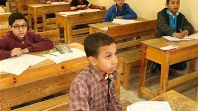 204 آلاف طالب يؤدون امتحانات الابتدائية والإعدادية بالمنيا.. غدا