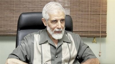سيد فراج يستنكر دعوة محمود عزت باستغلال التراويح للتظاهر