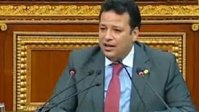 عزام: السادات هاجمنى  فى الحوار الوطنى بسبب أخيه