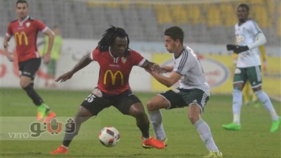 بالفيديو.. «المصري» يخسر بالنيران الصديقة أمام طلائع الجيش